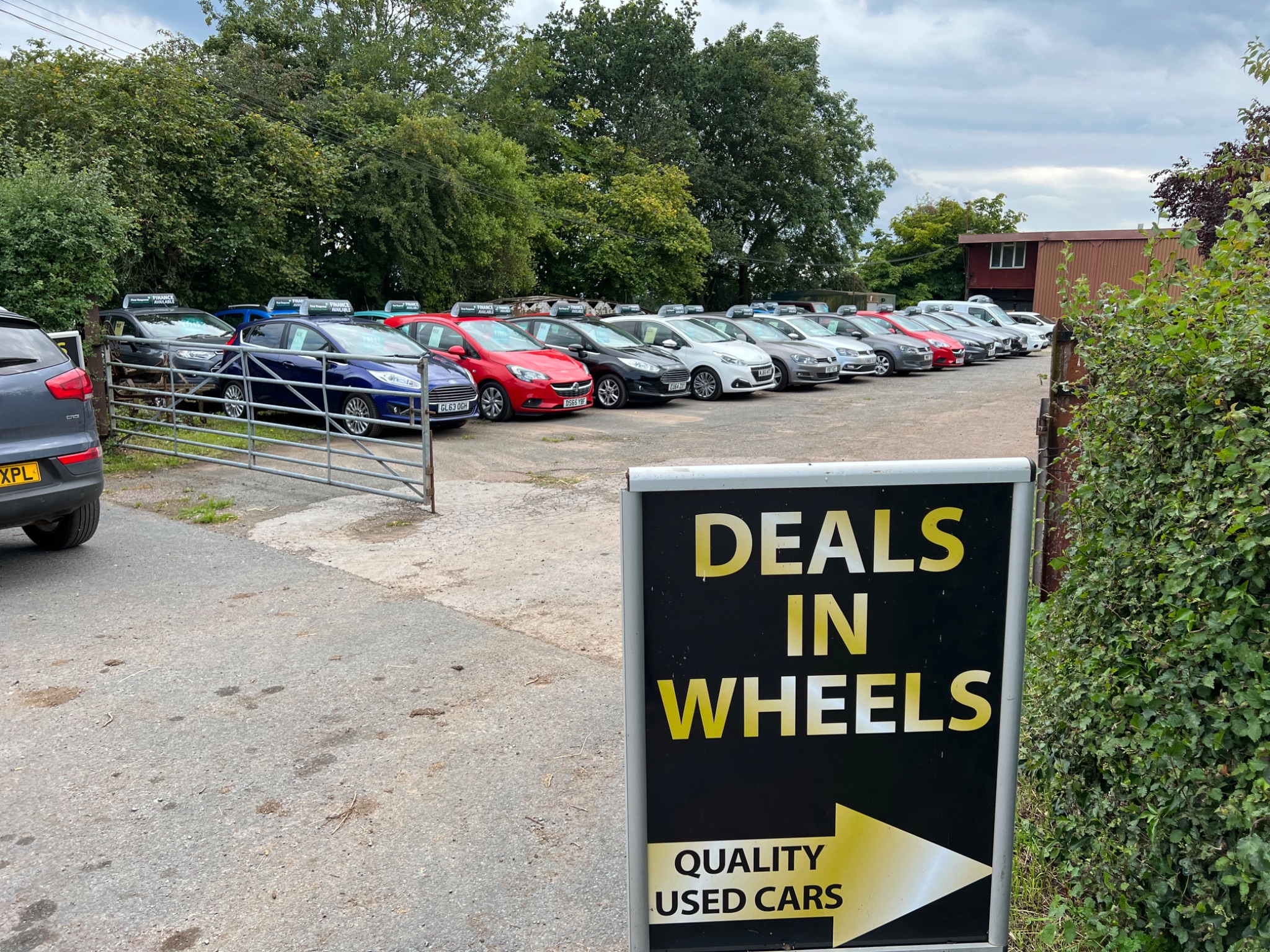 DEALS IN WHEELS LTD Car dealership in Newent AutoTrader